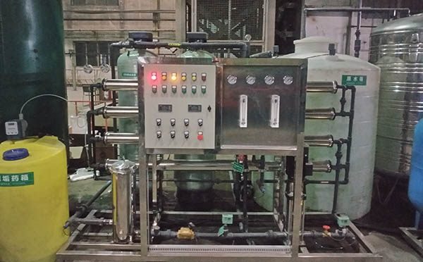 內(nèi)蒙古霍煤車輪采購2T單級反滲透設(shè)備案例 內(nèi)蒙古霍煤車輪采購2T單級反滲透設(shè)備案例