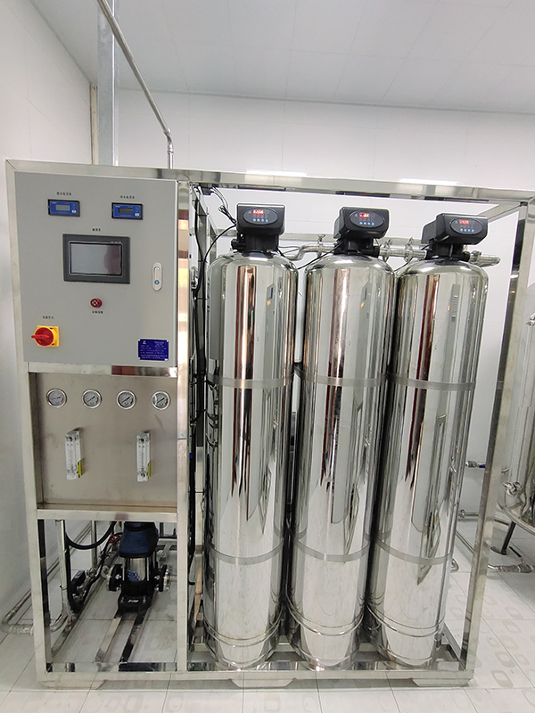 北京某移民局采購北京中天恒遠(yuǎn)0.75T反滲透設(shè)備 北京某移民局采購北京中天恒遠(yuǎn)0.75T反滲透設(shè)備